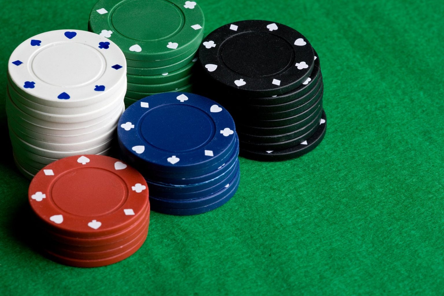 What Color Poker Chips Are Worth