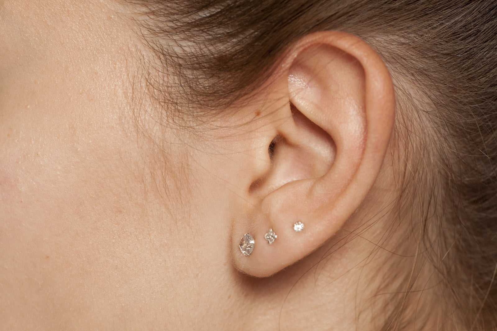 Self Ear Piercing Guide: How to Pierce Your Own Ear At Home 1