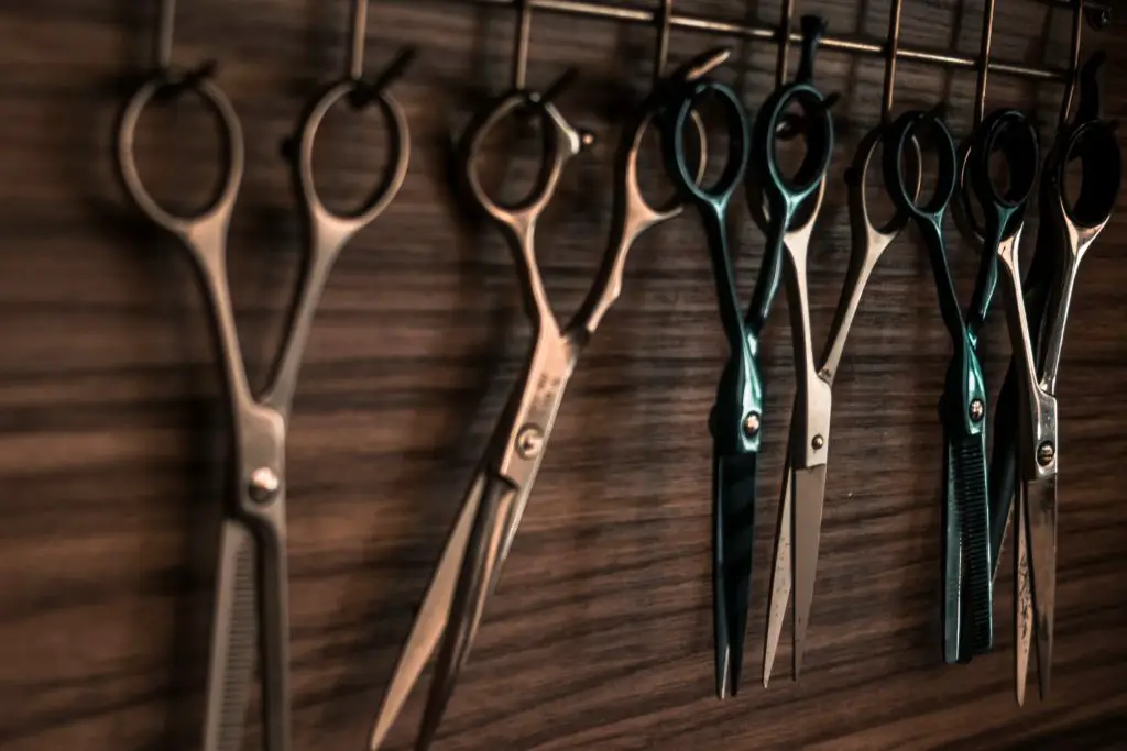 how to sharpen scissors