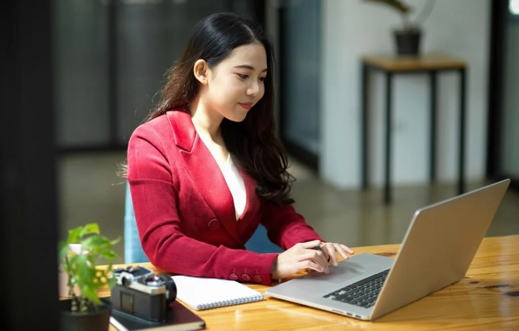 Young Girl Upload their Video