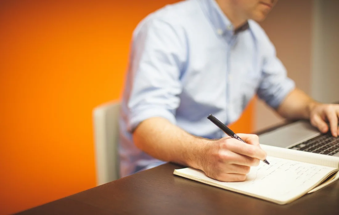 10 Revision Tips From a Professional Essay Writer 1 Essay Writer