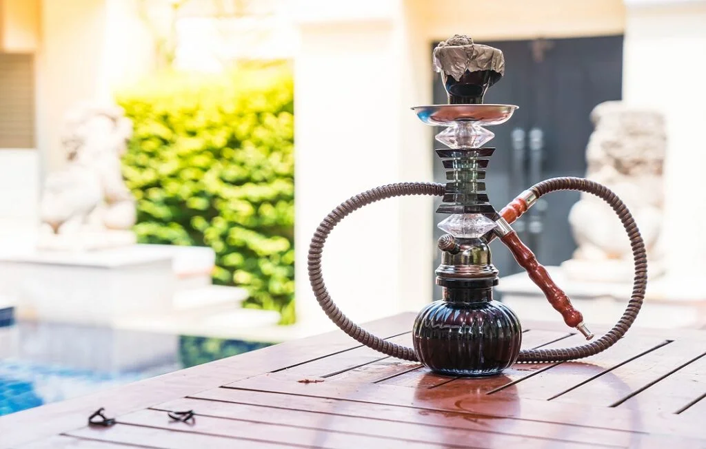 Traditional-Arabic-shisha-pipes-hookah